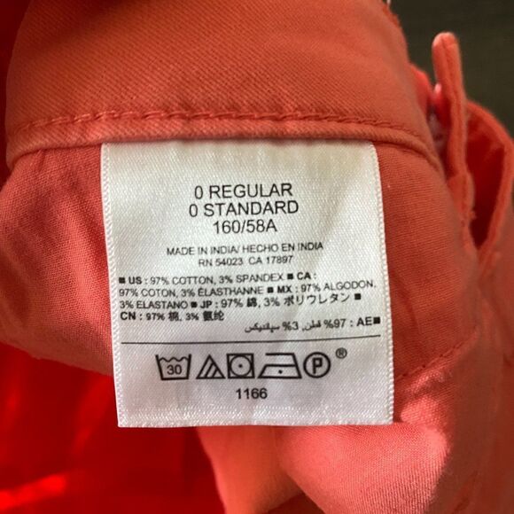 Old Navy Pixie Chino shorts size 0 - Picture 5 of 6